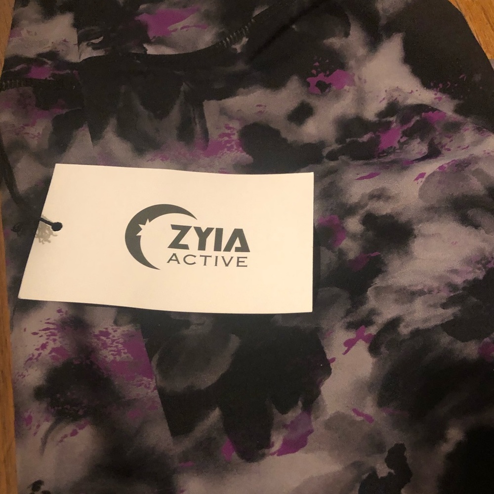 Zyia floral hi-rise leggings
